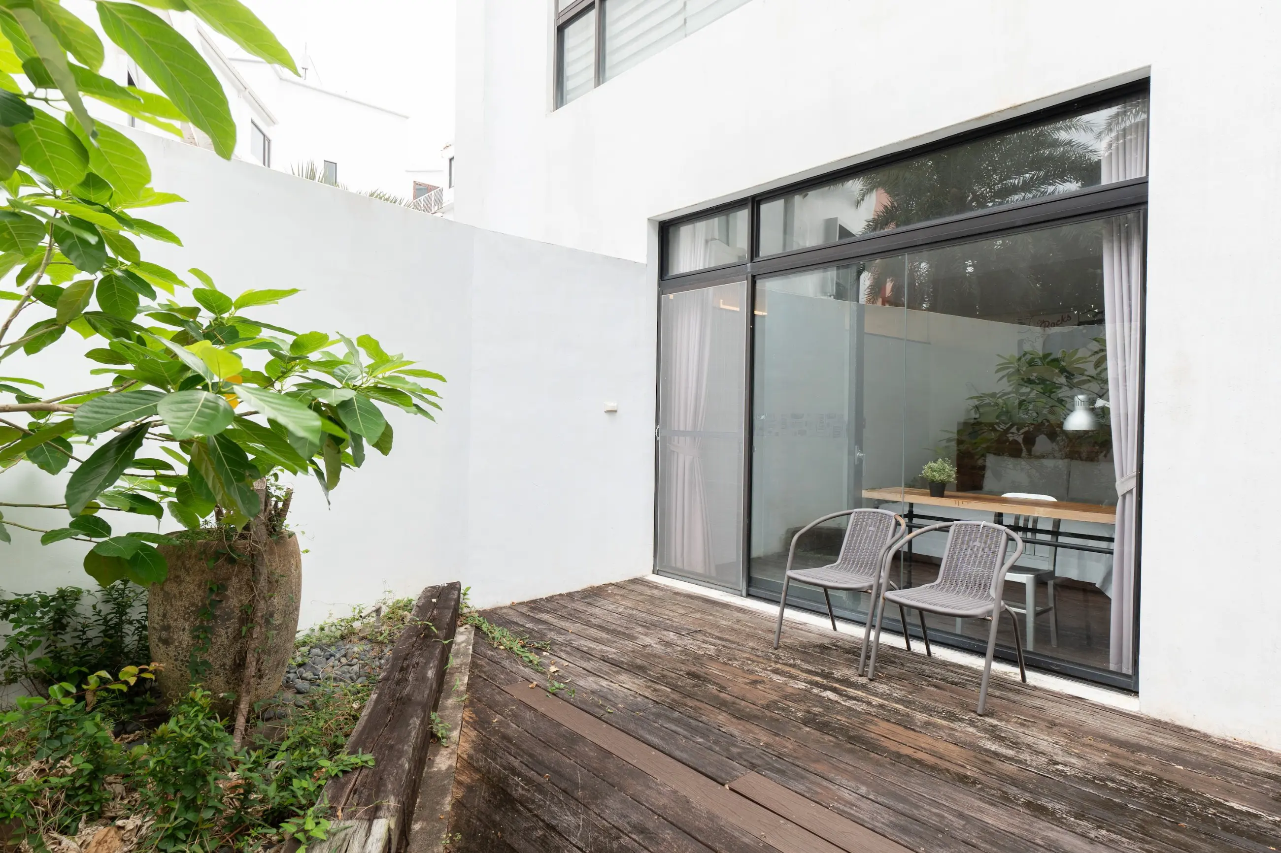 綠洲花現雙人房(山景) JD