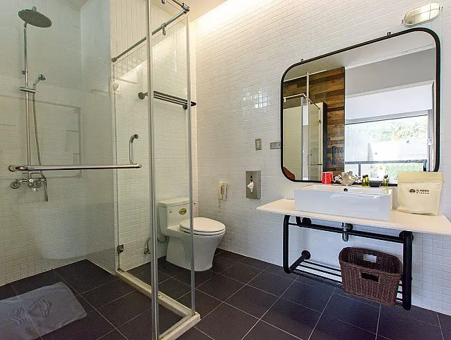 綠洲花現雙人房(山景) JD